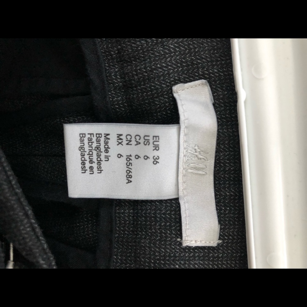 H&M women’s charcoal gray slacks